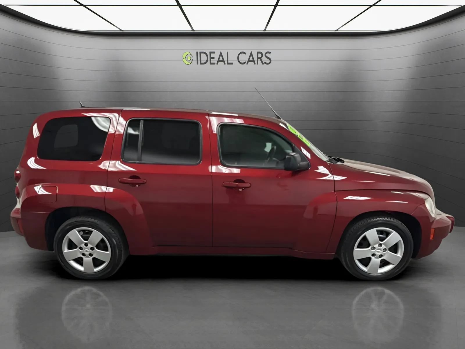 Used 2009 Chevrolet HHR LS FWD image 4