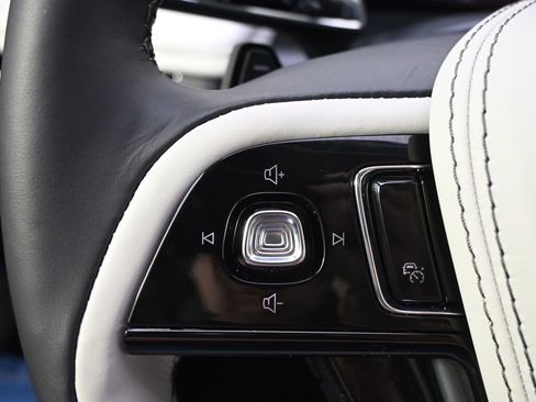 New 2026 Lincoln Aviator AWD image 33