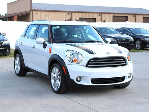 Used 2014 MINI Cooper Countryman image 9