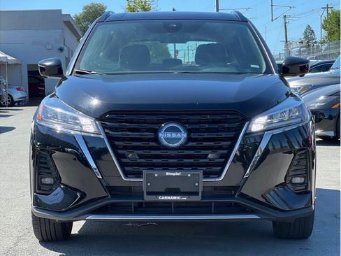Used 2024 Nissan Kicks SR FWD image 2
