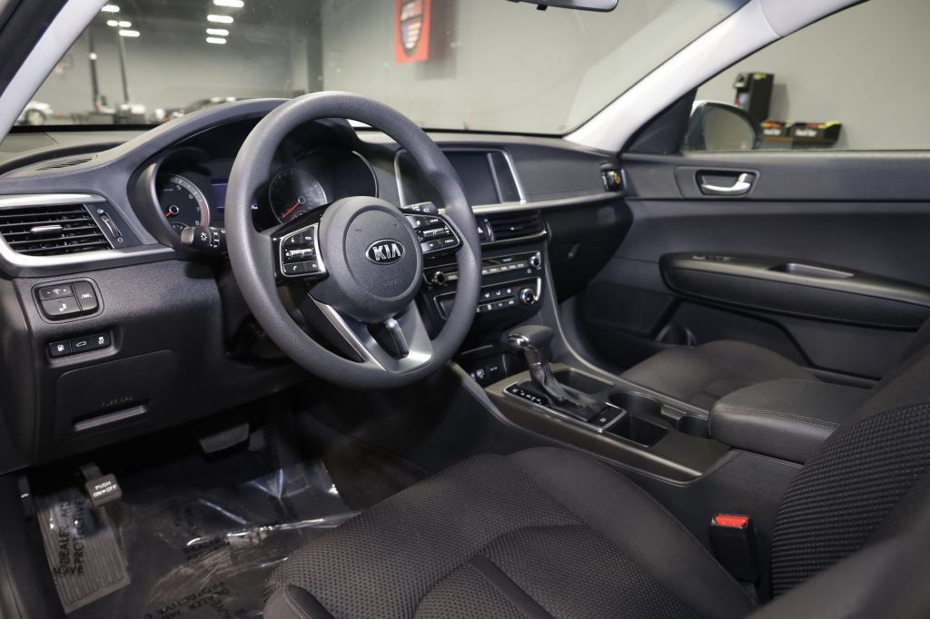 Used 2020 Kia Optima LX FWD image 15