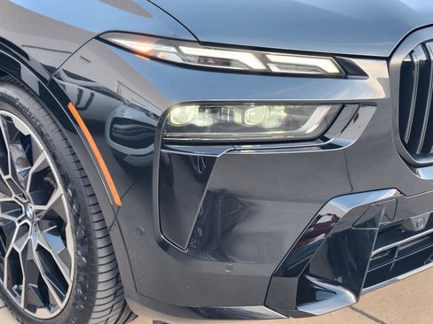 Used 2026 BMW X7 M60i image 7