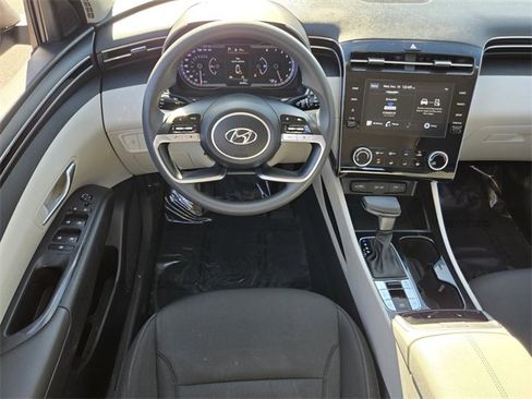 Certified 2022 Hyundai Tucson SEL w/ Winter Package image 13