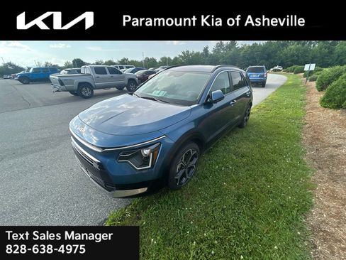 Certified 2025 Kia Niro EX Touring FWD image 10