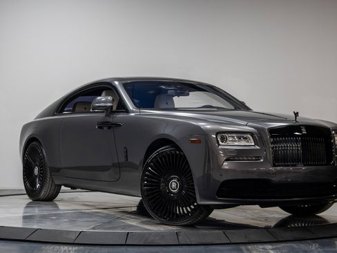 Used 2016 Rolls-Royce Wraith image 41