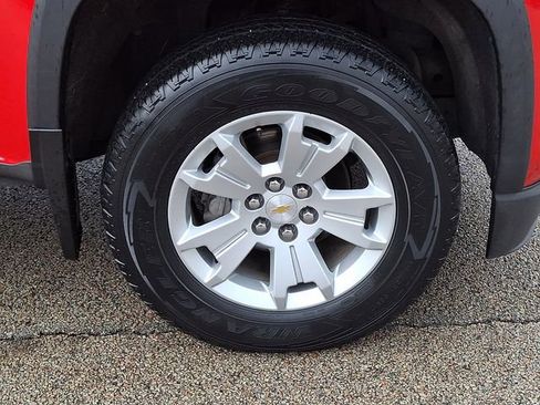 Used 2015 Chevrolet Colorado LT w/ LT Convenience Package AWD/4WD image 8