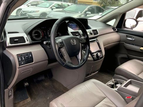 Used 2014 Honda Odyssey EX-L image 17