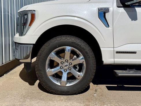 Used 2021 Ford F150 Lariat w/ Equipment Group 502A High AWD/4WD image 29