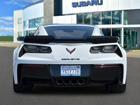 Used 2018 Chevrolet Corvette Z06 RWD image 6