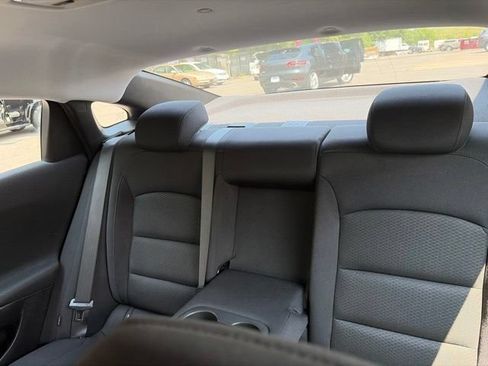 Used 2024 Chevrolet Malibu LT FWD image 24