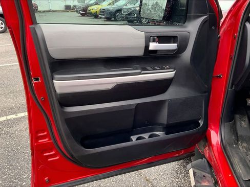 Used 2019 Toyota Tundra Limited w/ Limited Premium Package image 20