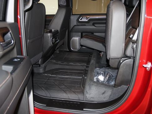 Used 2025 Chevrolet Silverado 2500 High Country w/ Technology Package AWD/4WD image 71