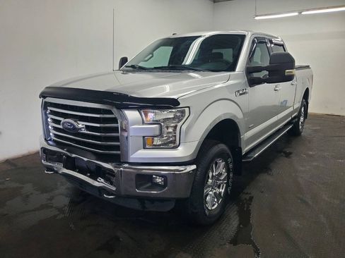 Used 2015 Ford F150 XLT w/ Equipment Group 302A Luxury RWD image 1