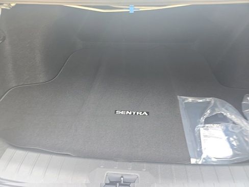 New 2026 Nissan Sentra SR FWD image 29