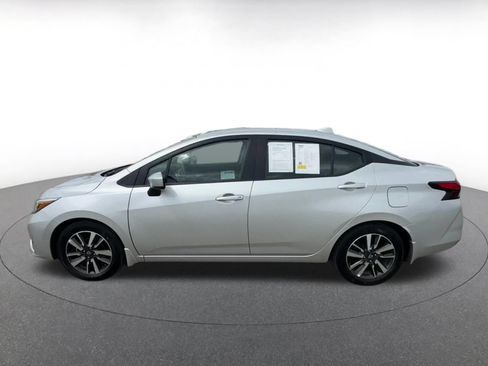 Used 2025 Nissan Versa SV w/ Trunk Package FWD image 9