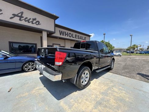 Used 2012 Nissan Titan SV w/ SV Value Truck Pkg AWD/4WD image 5