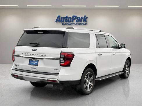 Used 2022 Ford Expedition Max Limited image 7