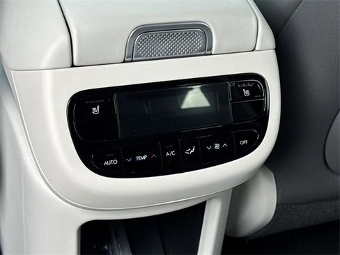 New 2026 Hyundai Ioniq 9 SEL image 16