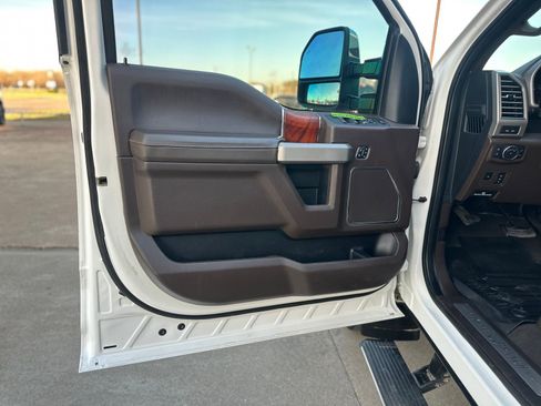 Used 2020 Ford F250 King Ranch w/ King Ranch Ultimate Package image 31