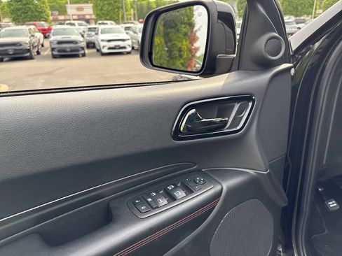 Certified 2025 Dodge Durango GT AWD/4WD image 17