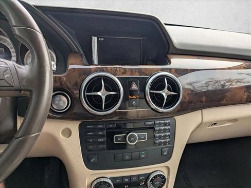 Used 2015 Mercedes-Benz GLK 350 2WD image 14