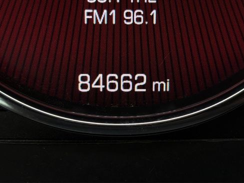 Used 2015 FIAT 500 Turbo w/ Beats Audio Package image 11