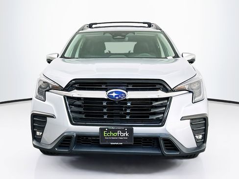 Used 2023 Subaru Ascent Limited w/ Technology Package image 2