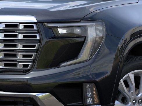 New 2025 GMC Acadia Denali w/ Super Cruise Package image 17