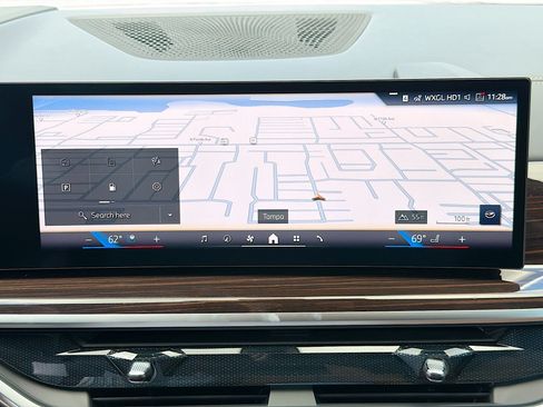 New 2026 BMW X5 sDrive40i w/ Climate Comfort Package RWD image 32