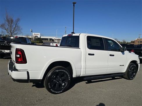 New 2026 RAM 1500 4x4 Crew Cab image 2