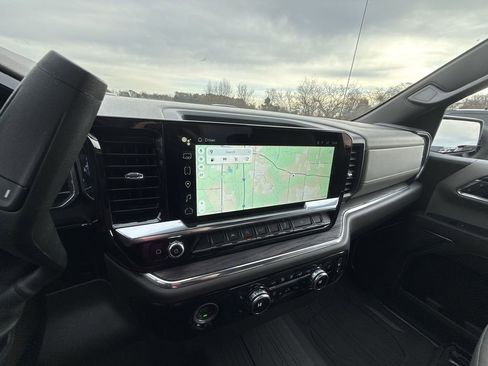 Used 2024 GMC Sierra 1500 SLT image 20