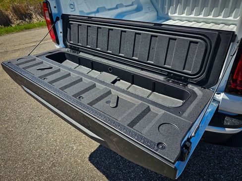 New 2026 GMC Canyon Elevation image 32