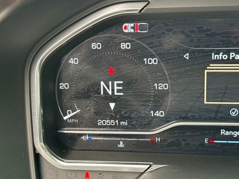 Used 2024 GMC Sierra 1500 AT4X image 17