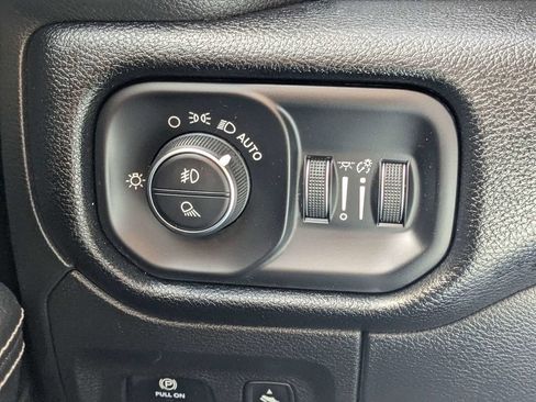 Used 2021 RAM 1500 Laramie AWD/4WD image 22