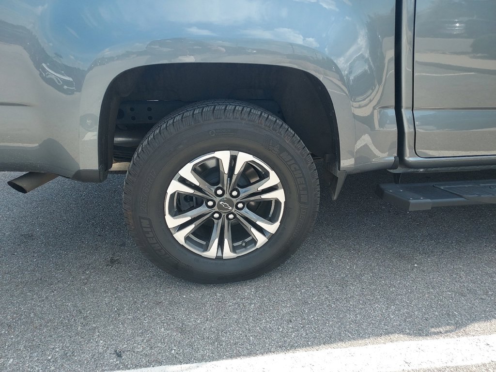 Used 2021 Chevrolet Colorado Z71 AWD/4WD image 6