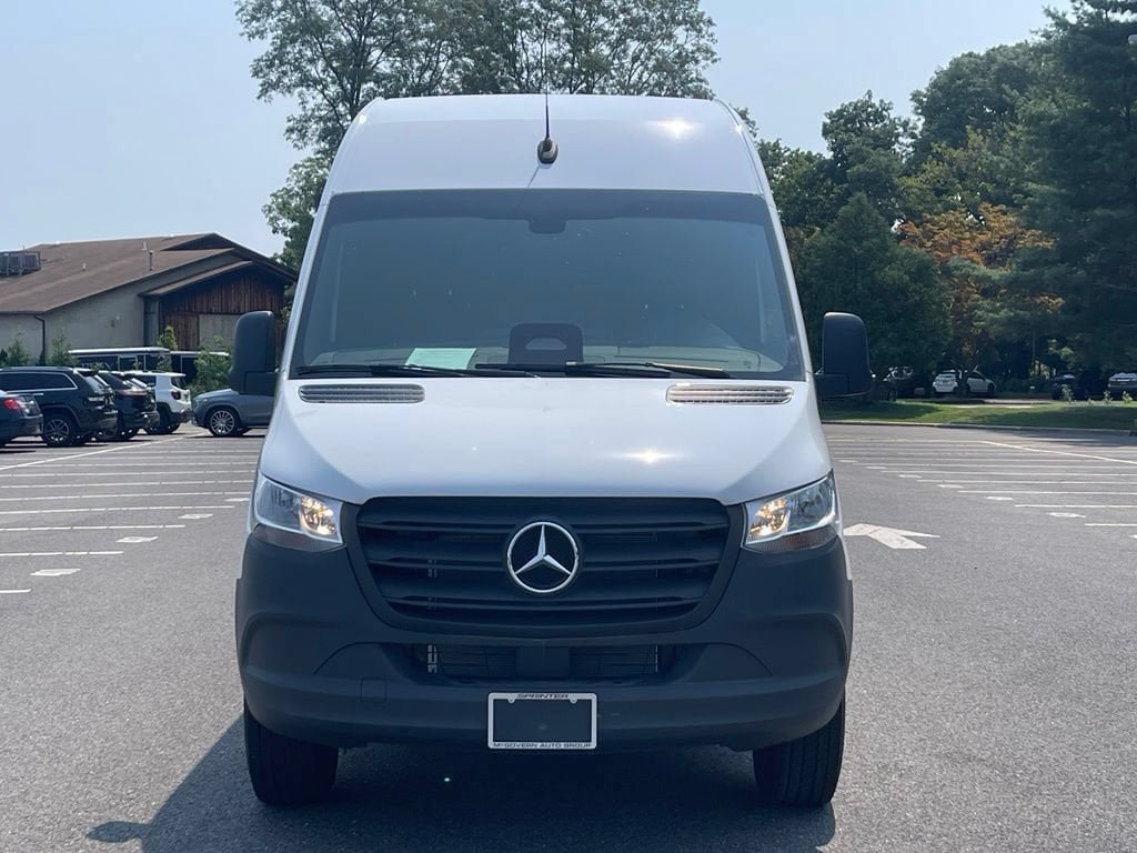 New 2025 Mercedes-Benz Sprinter 2500 image 1