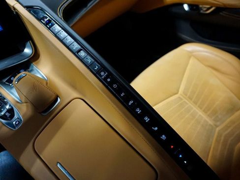 Used 2025 Chevrolet Corvette Z06 w/ Z07 Performance Package RWD image 17