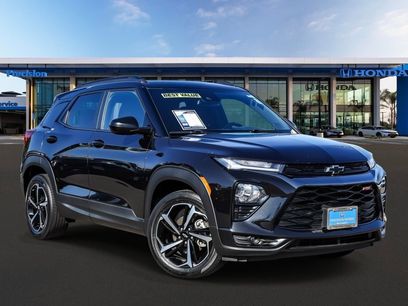 Used 2023 Chevrolet TrailBlazer RS w/ Sun and Liftgate Package