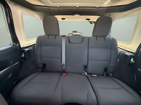 Used 2020 Jeep Wrangler Unlimited Sport S AWD/4WD image 12