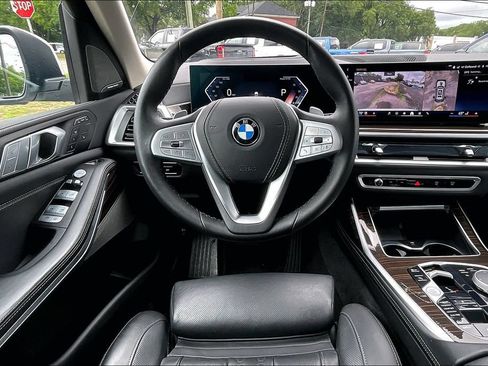 Certified 2026 BMW X7 xDrive40i AWD/4WD image 7
