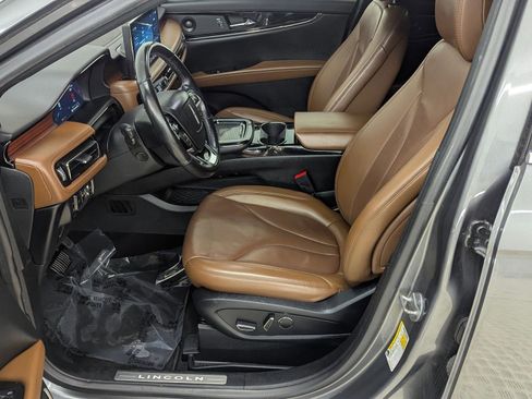 Used 2022 Lincoln Nautilus Reserve w/ Luxury Package image 5