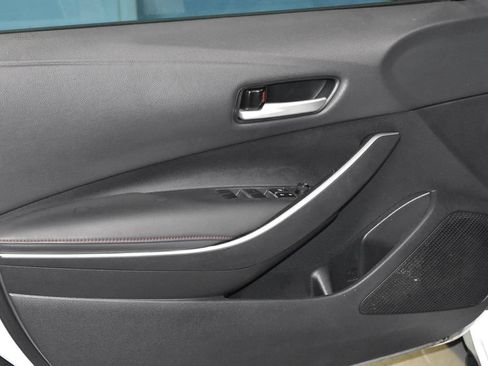 Used 2024 Toyota Corolla SE FWD image 4