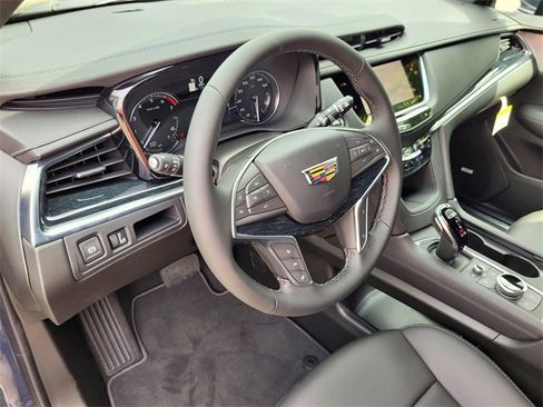 New 2025 Cadillac XT5 Premium Luxury image 21