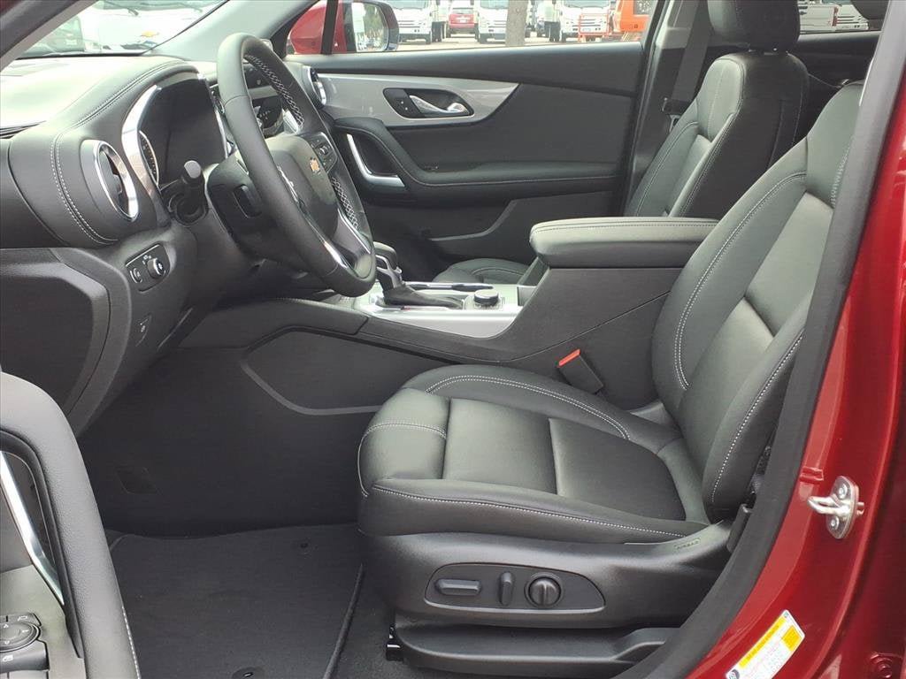 New 2026 Chevrolet Blazer LT w/ Sound & Technology Package FWD image 16