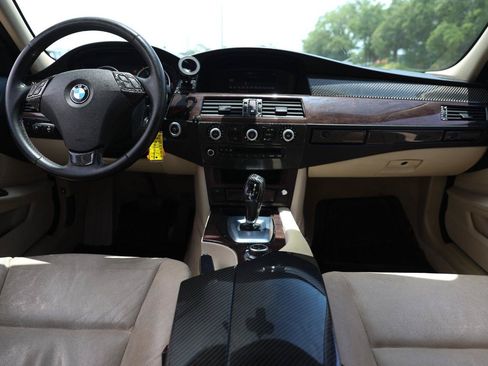 Used 2010 BMW 528i Sedan RWD image 21
