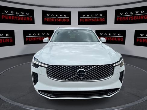 New 2025 Volvo XC90 T8 Plus w/ Protection Package Premier AWD/4WD image 3