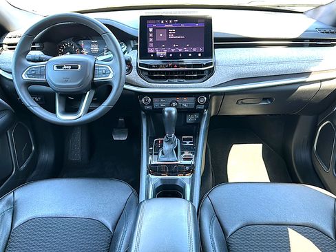 Used 2024 Jeep Compass Latitude AWD/4WD image 20