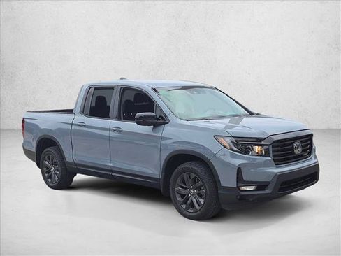 Used 2023 Honda Ridgeline Sport image 3