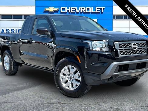 Used 2022 Nissan Frontier SV AWD/4WD image 1
