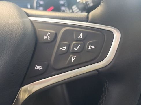 Used 2023 Chevrolet Equinox LT AWD/4WD image 25